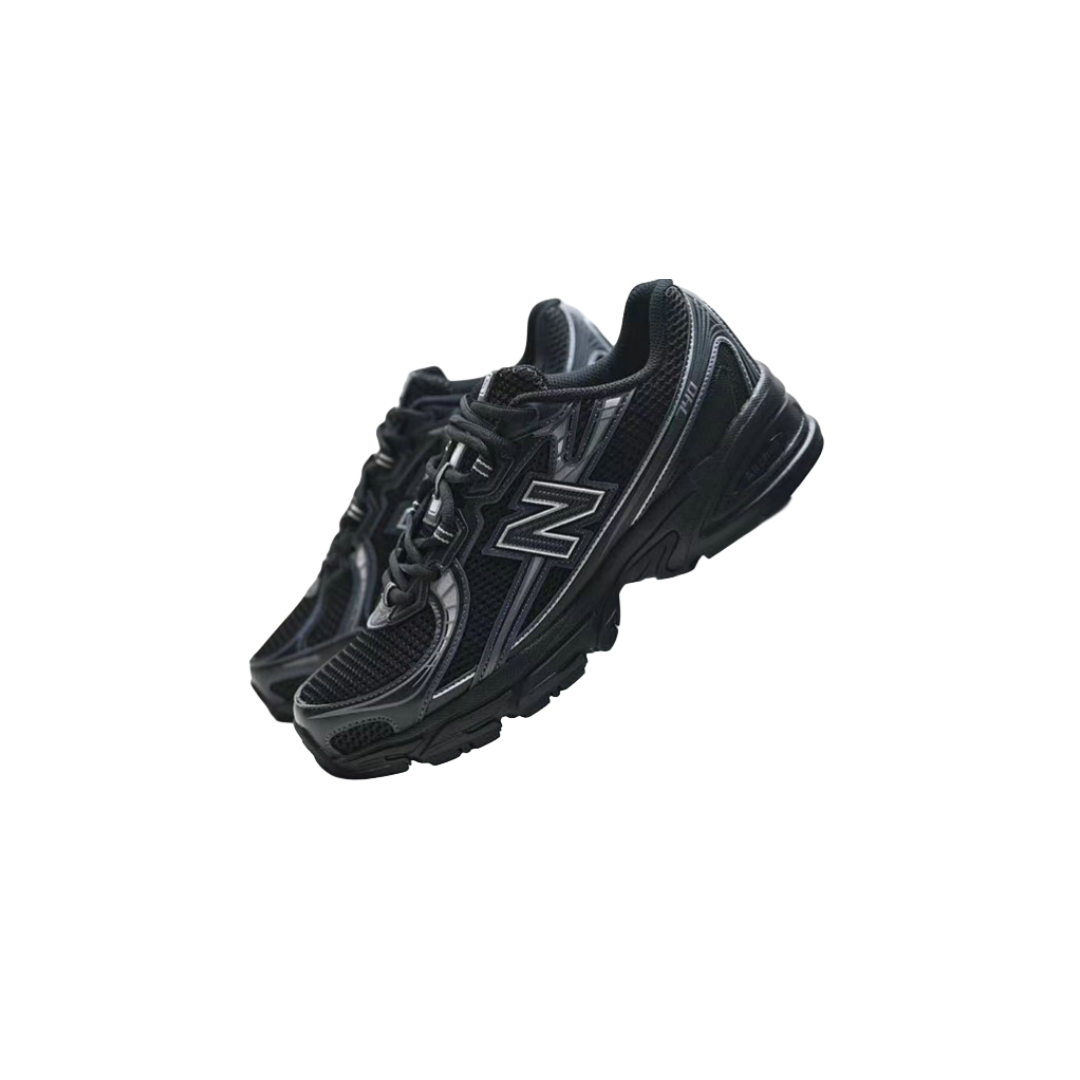 New Balance 740